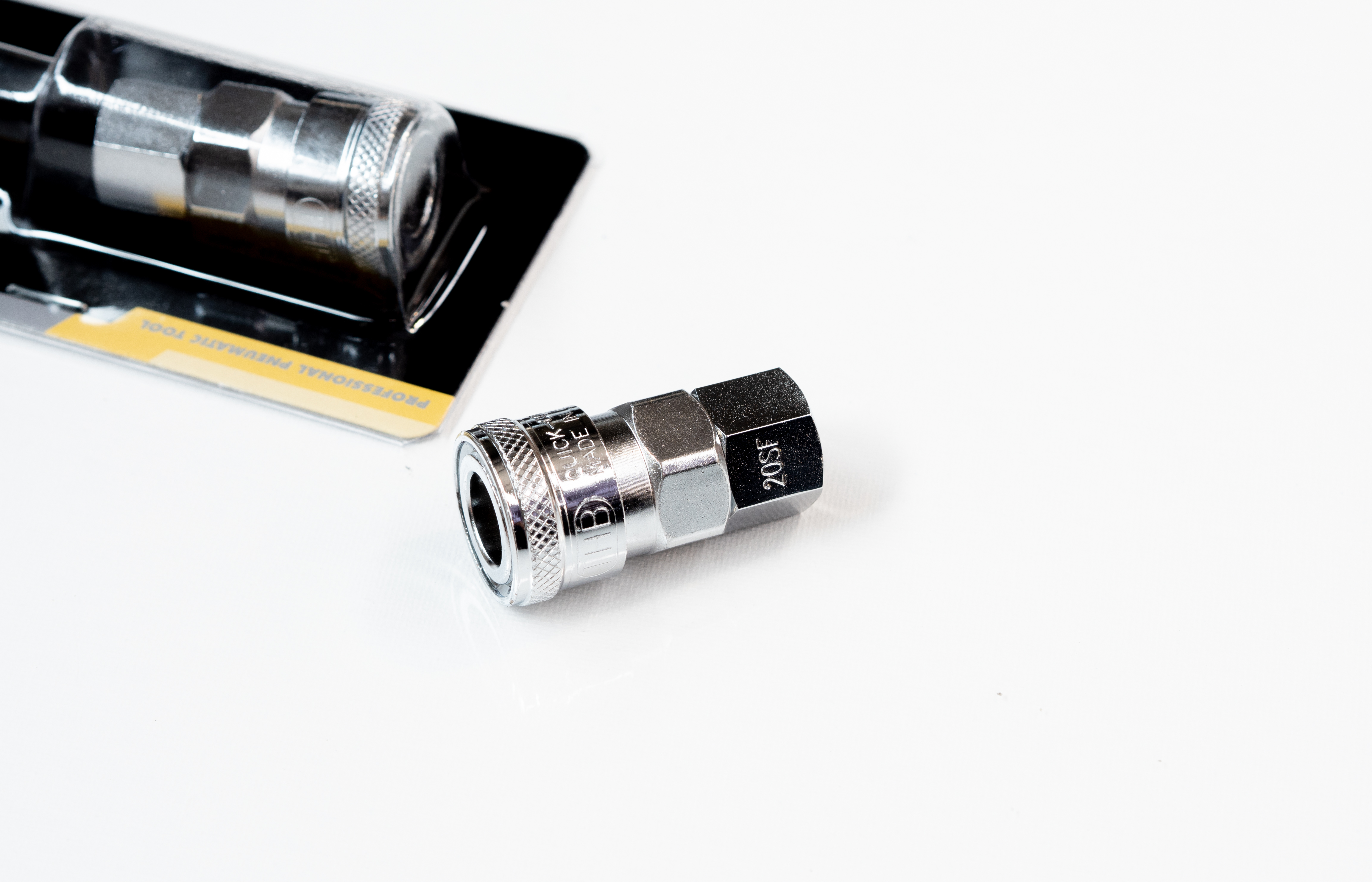 Fitting FEMALE ARO COUPLING NITO STYLE 1/4" BSP FEMALE THREAD | PN: SF20SC