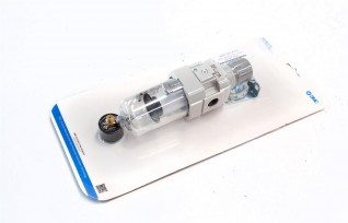 SMC Filter Regulator Blister Pack 1/2 BSP | PN: AW40-04BG-B-POS